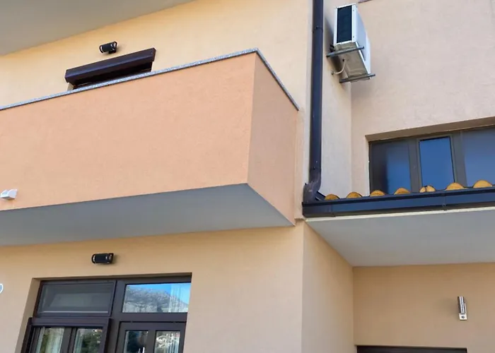 Апартаменти Koko *